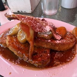 The Rooster signature dishes Banana Brûlée French Toast
Jumbo Lump Crab Cake Benne
BBQ Pork Belly BLT